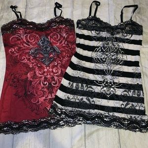 2 small Maurice’s never worn tanks.